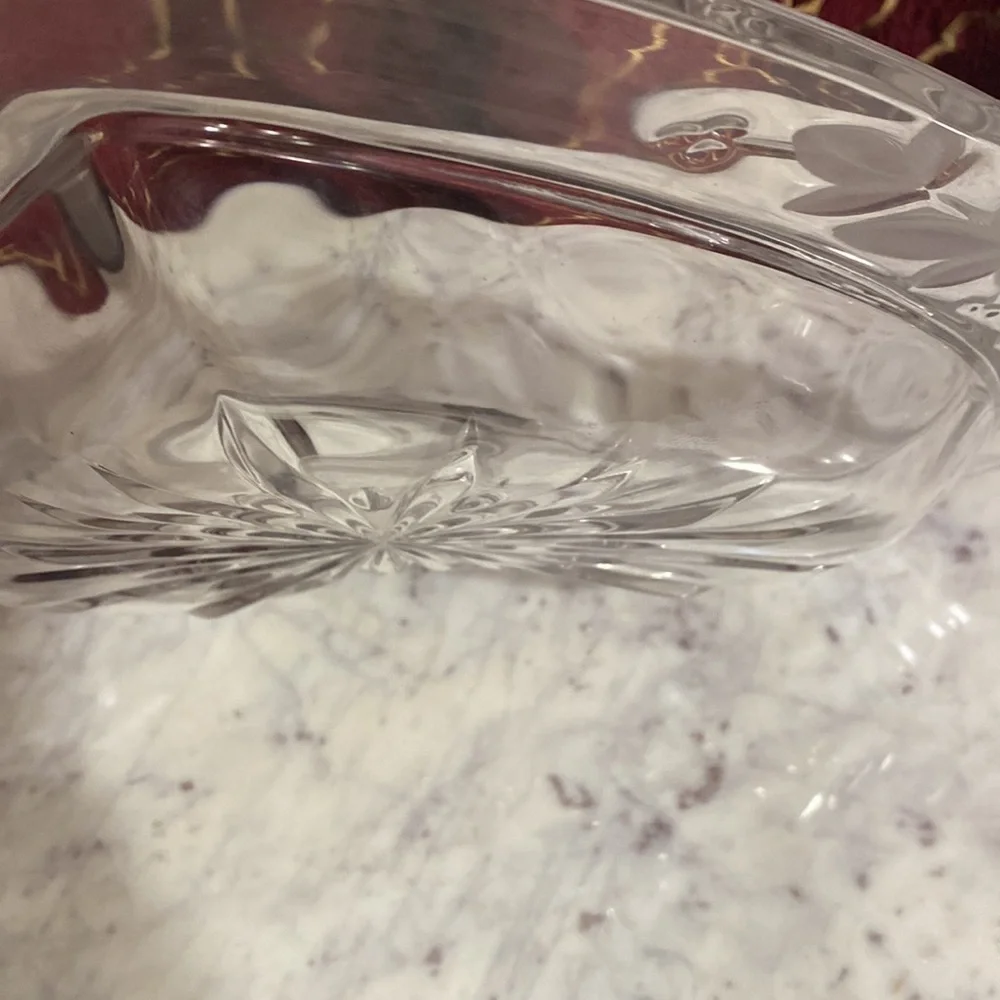 Lead Crystal large frosted Heart Decor